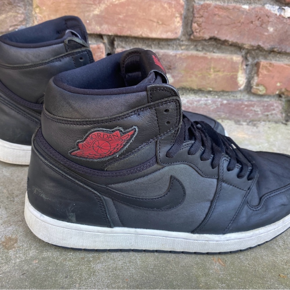Men’s Size 13 - Air Jordan 1 Retro High OG Black and Red 2019